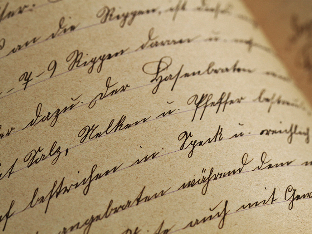 white-ruled-paper-1000w